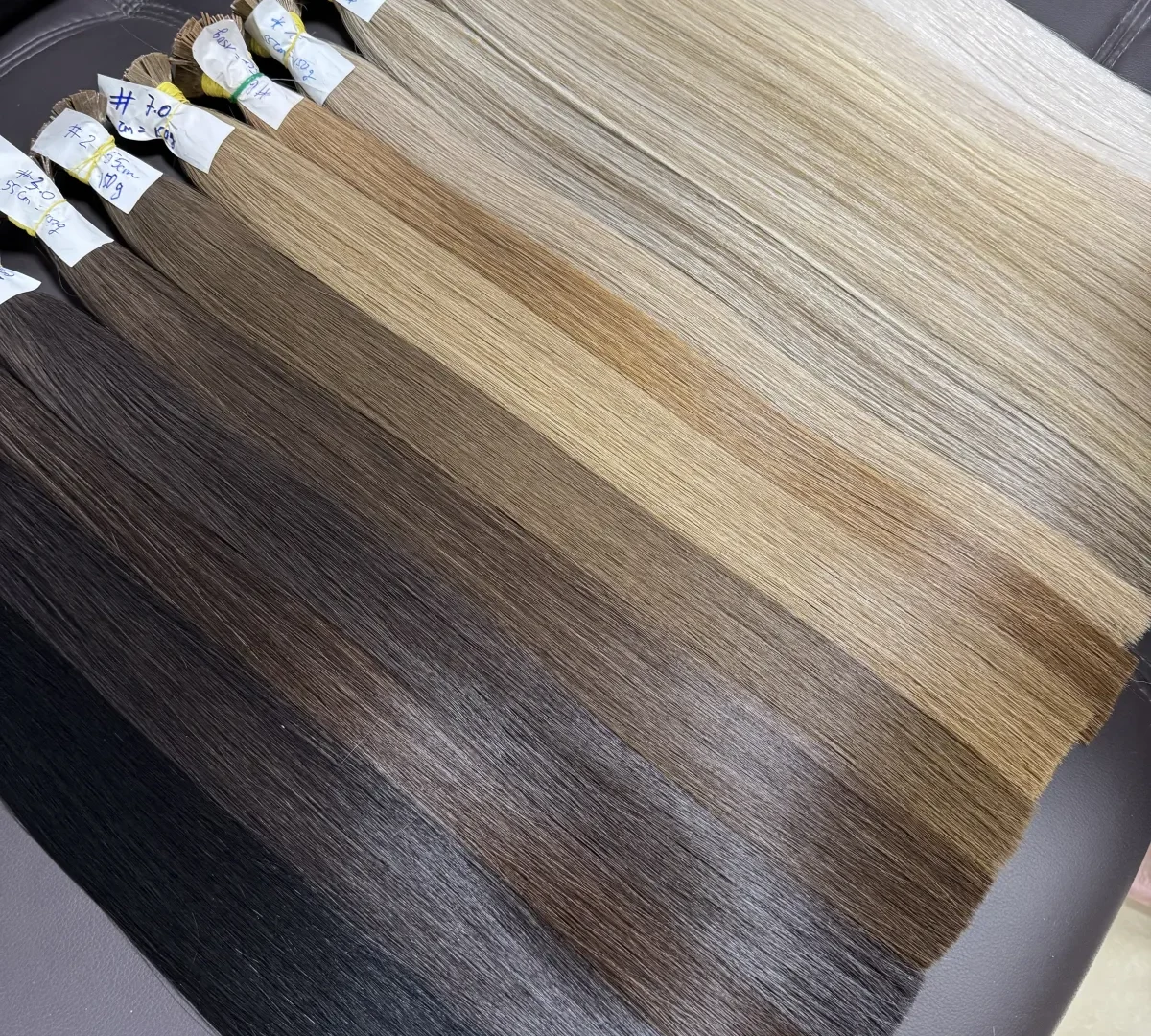 Phân Loại Tóc Nối Thường, VIP, Cao Cấp, Tỉa: Salon Chọn Loại Nào?